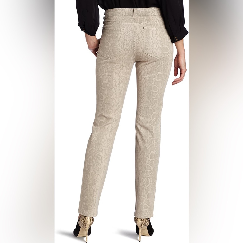 NWT NEW NYDJ Sheri Skinny Slim Jeans Stone Tan Beige Python Snake Print Women’s - Picture 5 of 8